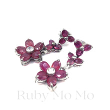 Cargar imagen en el visor de la galería, Ruby Floral Hanging Earrings in Sterling Silver
