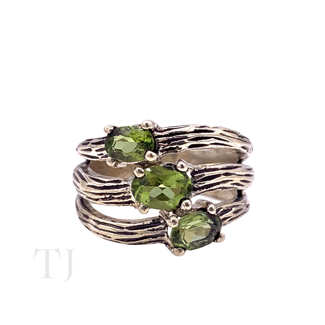 Peridot Wood Style Ring in Sterling Silver