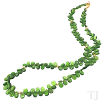 Cargar imagen en el visor de la galería, Green Tourmaline Flower Chip Necklace in 14k Gold
