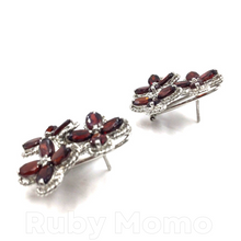 Load image into Gallery viewer, Garnet Triple Flowers Earring in Sterling Silver
