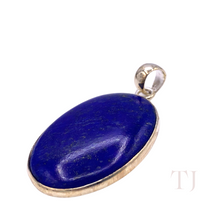 Загрузить изображение в средство просмотра галереи, Lapis Lazuli Oval Pendant in Sterling Silver
