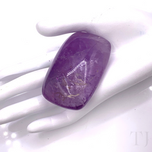 Load image into Gallery viewer, Amethyst Palm stone
