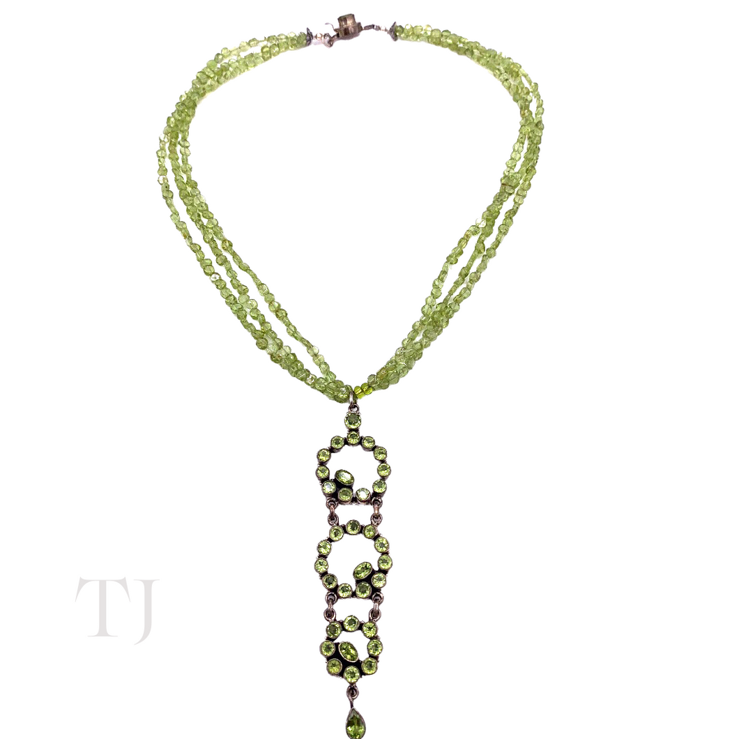 Peridot Chip Necklace with Pendant in Sterling Silver