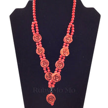 将图片加载到图库查看器，Red Coral rose &amp; bead necklace from Australia
