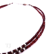 Cargar imagen en el visor de la galería, Garnet with Pearl Chip 2 Layered Necklace
