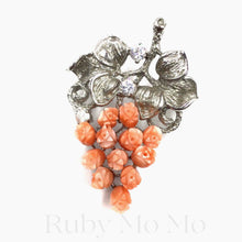 Cargar imagen en el visor de la galería, Italian Coral Rose in Grape Style Brooch Pin in Sterling Silver
