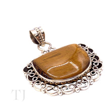 Cargar imagen en el visor de la galería, Yellow Tiger&#39;s Eye Bowl Shape Pendant in Sterling Silver
