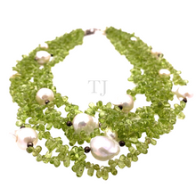 Cargar imagen en el visor de la galería, Peridot Chip with Baroque Pearl 5 layered Necklace
