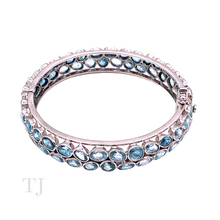 Загрузить изображение в средство просмотра галереи, Aquamarine oval cut stones in sterling silver bangle bracelet setting
