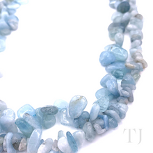 Cargar imagen en el visor de la galería, closer view of Aquamarine chip and nugget 2 layered necklace
