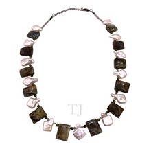 Load image into Gallery viewer, Labradorite Flat &amp; Square Pearl Necklace
