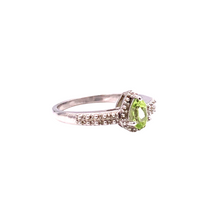 Load image into Gallery viewer, Peridot Princess Cut Ring in Sterling Silver
