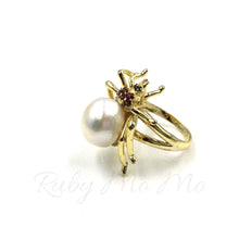 Cargar imagen en el visor de la galería, Freshwater Pearl Spider Ring in Sterling Silver (Gold Coated)
