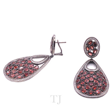 Cargar imagen en el visor de la galería, Garnet Oval Shape Hanging Earrings in Sterling Silver
