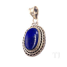 Загрузить изображение в средство просмотра галереи, Lapis Lazuli Oval Shape in Antique Designed Sterling Silver Pendant
