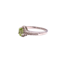 Load image into Gallery viewer, Peridot Princess Cut Ring in Sterling Silver
