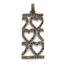 Cargar imagen en el visor de la galería, Sterling Silver Heart in Square Shape Pendant
