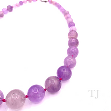 Cargar imagen en el visor de la galería, Right side view of Amethyst Graduated Bead Necklace
