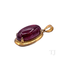 Cargar imagen en el visor de la galería, Burmese Ruby Cabochon Pendant
