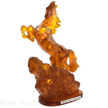 Cargar imagen en el visor de la galería, Amber Horse Carving Stature
