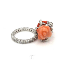 Cargar imagen en el visor de la galería, Italian Red &amp; Salmon Coral with Diamonique Ring in Sterling Silver
