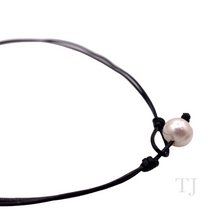 Load image into Gallery viewer, Freshwater Pearl in Black Leather Necklace
