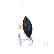 Load image into Gallery viewer, Labradorite Oval Shape Ring in Sterling Silver
