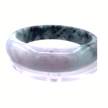 Cargar imagen en el visor de la galería, Burmese Two-Tone Jade Bangle Bracelet
