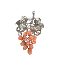 Cargar imagen en el visor de la galería, Coral brooch in sterling silver
