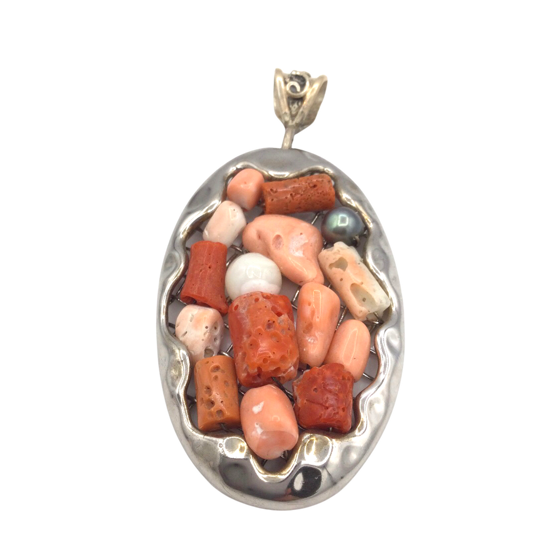 Coral pendant in sterling silver