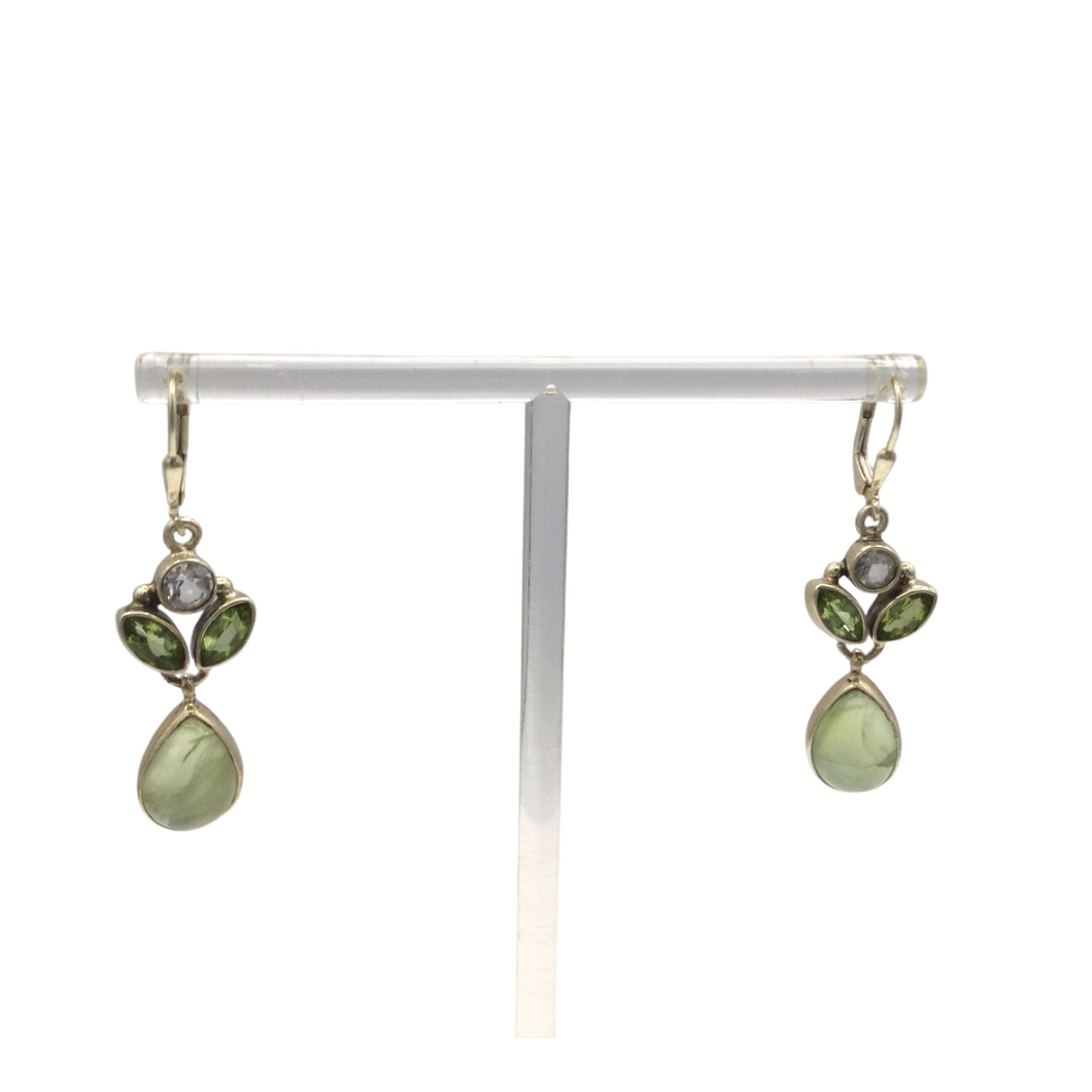 Peridot earring in sterling silver