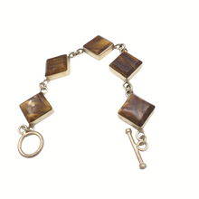 Cargar imagen en el visor de la galería, Yellow tiger&#39;s eye bracelet in sterling silver
