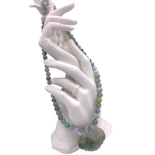 将图片加载到图库查看器，Burmese Jade Necklace with Flower Pendant
