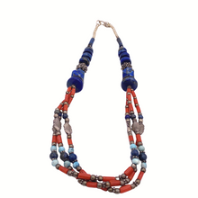 Cargar imagen en el visor de la galería, Coral Necklace with lapis Lazuli In sterling silver
