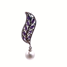 Load image into Gallery viewer, Pearl Pendant with Amethyst In sterling silver
