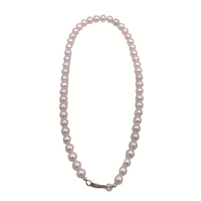 Load image into Gallery viewer, Fresh water pearl Necklace with sterling silver
