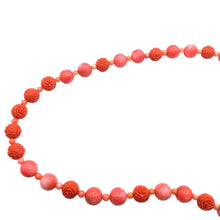 将图片加载到图库查看器，closer view of Salmon coral bead necklace from Australia
