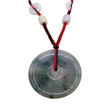 Cargar imagen en el visor de la galería, Burmese Jade Necklace with Circle shape Pendant
