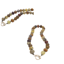 Load image into Gallery viewer, Agate stone necklace with sterling silver
