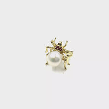 Загружайте и воспроизводите видео в средстве просмотра галереи Freshwater Pearl Spider Ring in Sterling Silver (Gold Coated)
