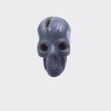 Cargar y reproducir el video en el visor de la galería, 360 video of Blue Lace Agate Skull Head 
