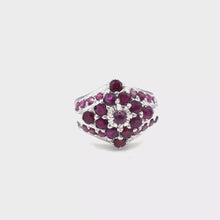 Загружайте и воспроизводите видео в средстве просмотра галереи Ruby Double Layered Style Ring in Sterling Silver
