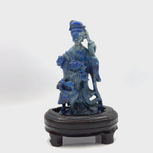 Загружайте и воспроизводите видео в средстве просмотра галереи Lapis Lazuli Carving
