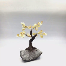 Загружайте и воспроизводите видео в средстве просмотра галереи Citrine Gemstone Tree in (Amethyst &amp; Rose Quartz) Base
