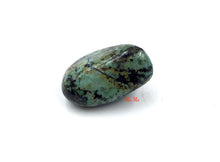 将图片加载到图库查看器，African Turquoise Tumbled
