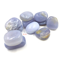 Cargar imagen en el visor de la galería, A bunch of Blue Lace Agate Tumbled Stones
