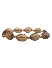 Cargar imagen en el visor de la galería, Smoky Quartz Carved Bead Bracelet
